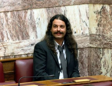 Στα χέρια της αστυνομίας ο Κ. Μπαρμπαρούσης- Συνελήφθη στην Πεντέλη
